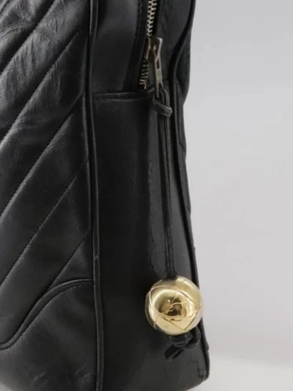 CHANEL V Stitch Hand Bag Leather Black CC Auth bs21163